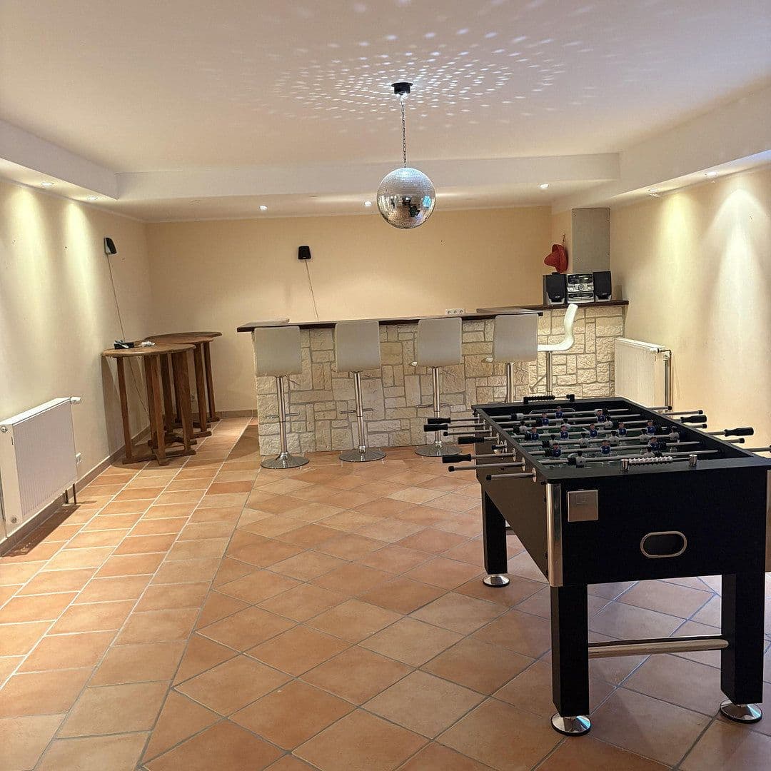 Predaj domu 300 m², pozemok 652 m², Mönchengladbach, Severné Porýnie - Westfálsko Predaj domu 300 m², pozemok 652 m², Mönchengladbach, Severné Porýnie - Westfálsko