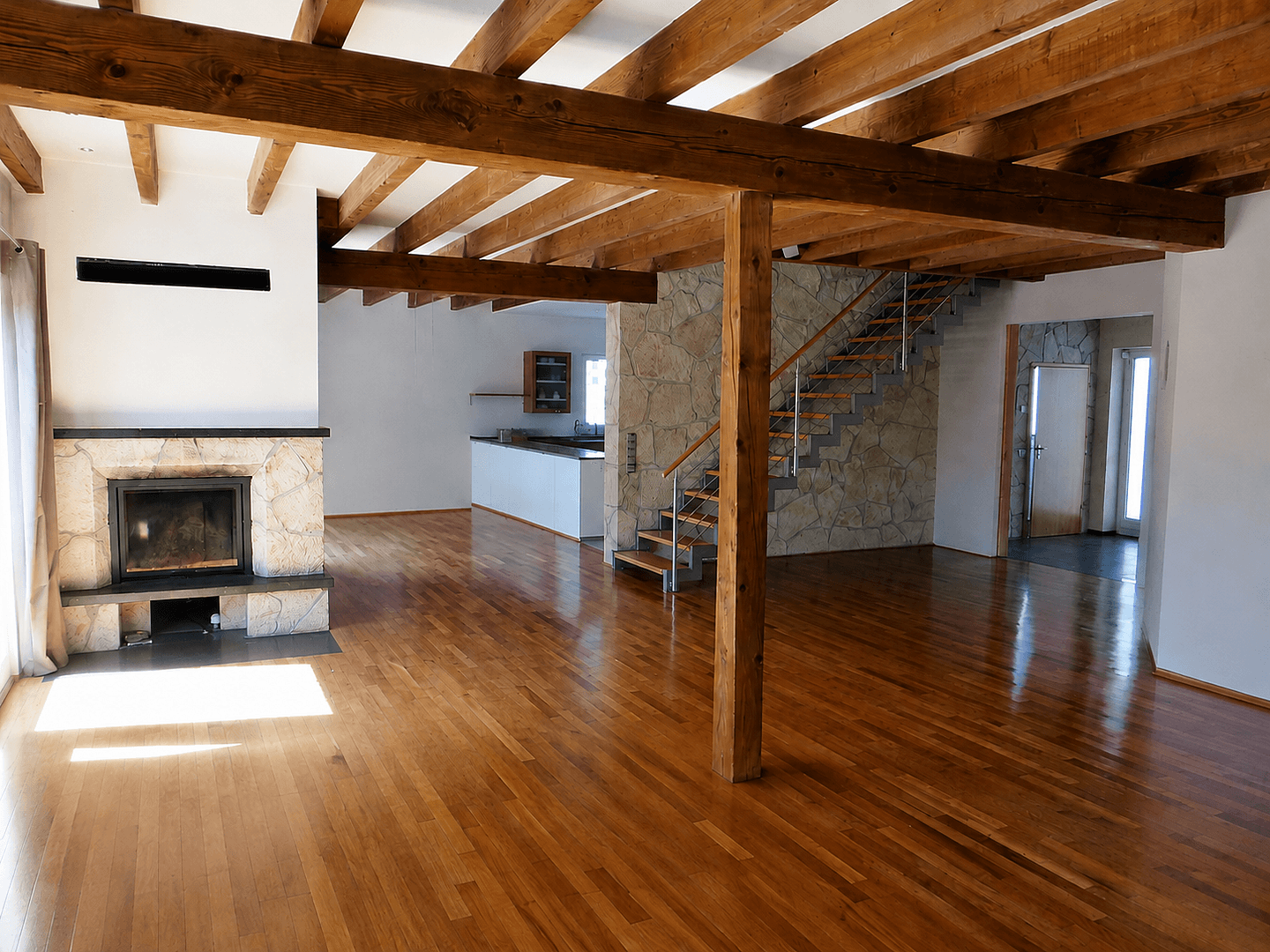 Predaj domu 300 m², pozemok 652 m², Mönchengladbach, Severné Porýnie - Westfálsko Predaj domu 300 m², pozemok 652 m², Mönchengladbach, Severné Porýnie - Westfálsko