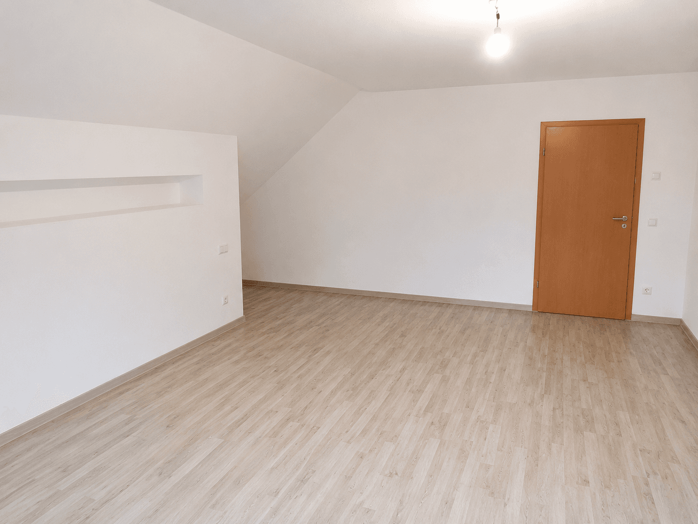 Predaj domu 300 m², pozemok 652 m², Mönchengladbach, Severné Porýnie - Westfálsko Predaj domu 300 m², pozemok 652 m², Mönchengladbach, Severné Porýnie - Westfálsko