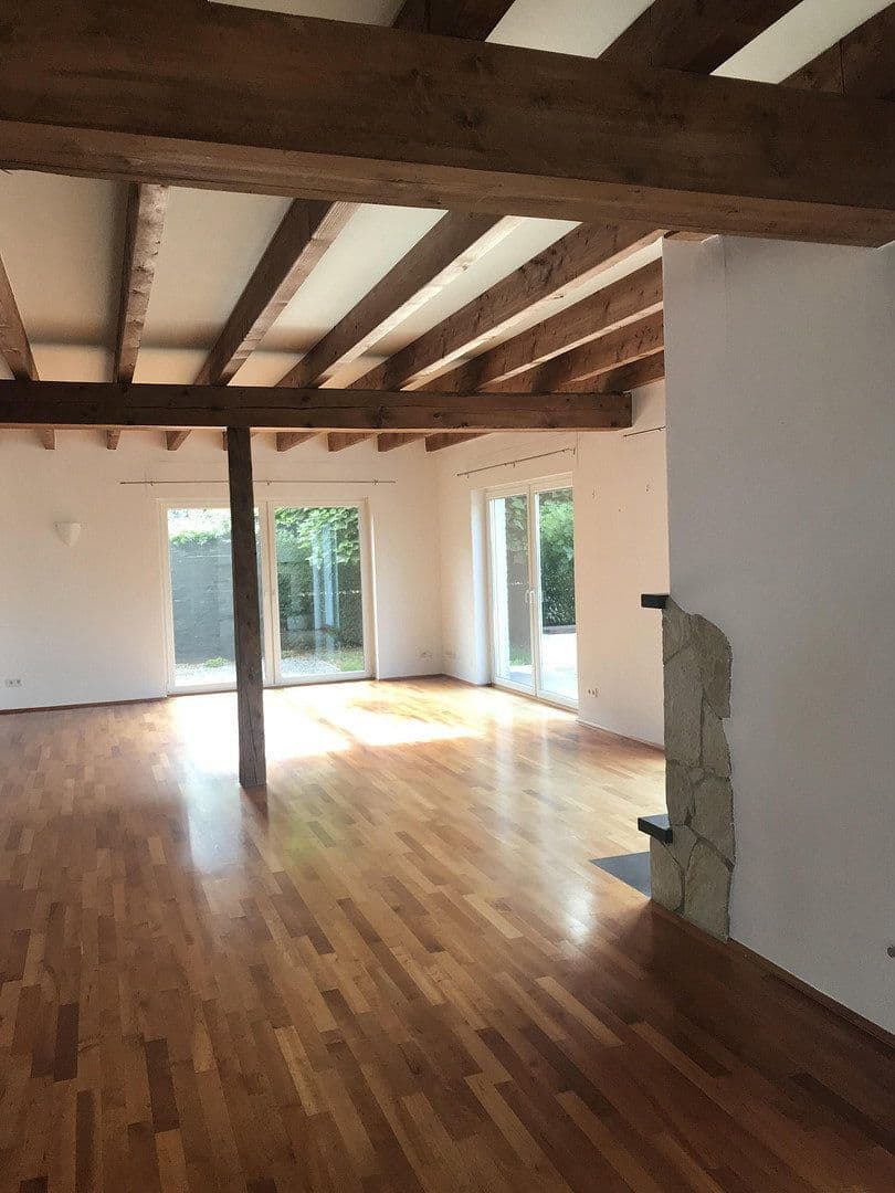 Predaj domu 300 m², pozemok 652 m², Mönchengladbach, Severné Porýnie - Westfálsko Predaj domu 300 m², pozemok 652 m², Mönchengladbach, Severné Porýnie - Westfálsko