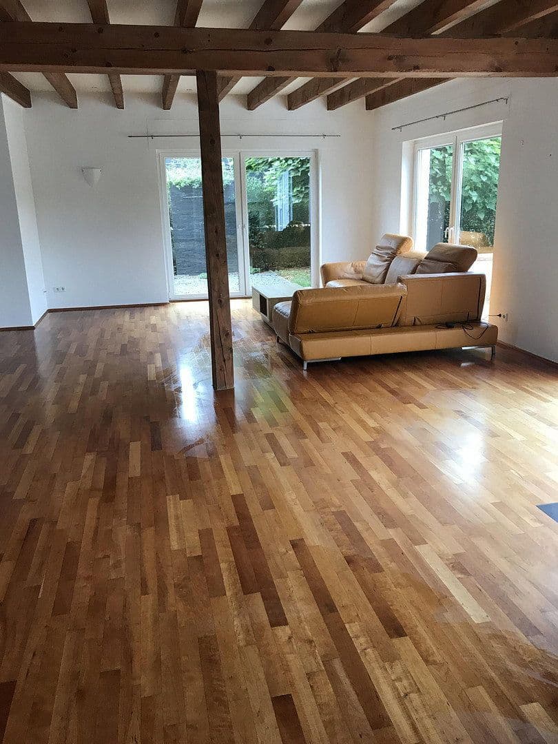 Predaj domu 300 m², pozemok 652 m², Mönchengladbach, Severné Porýnie - Westfálsko Predaj domu 300 m², pozemok 652 m², Mönchengladbach, Severné Porýnie - Westfálsko
