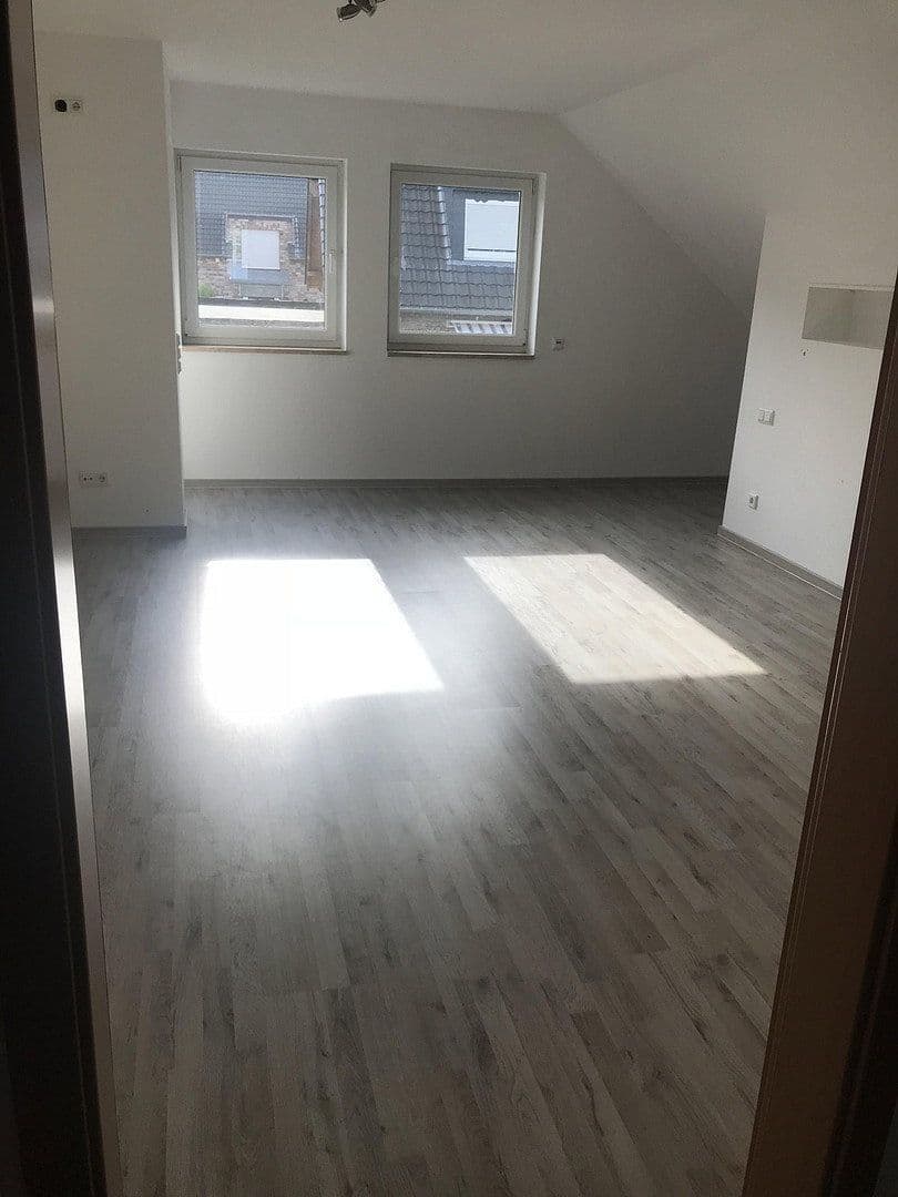 Predaj domu 300 m², pozemok 652 m², Mönchengladbach, Severné Porýnie - Westfálsko Predaj domu 300 m², pozemok 652 m², Mönchengladbach, Severné Porýnie - Westfálsko