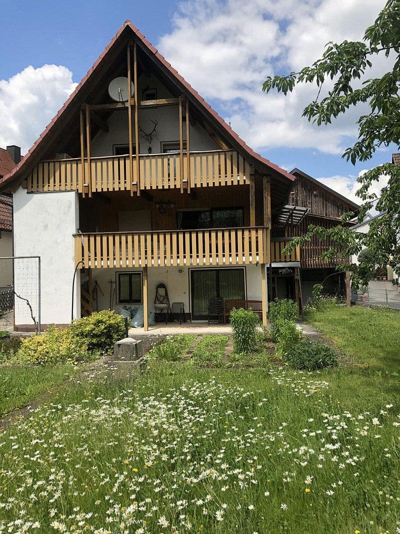 Predaj domu 135 m², pozemok 689 m², Bad Bocklet, Bavorsko Predaj domu 135 m², pozemok 689 m², Bad Bocklet, Bavorsko
