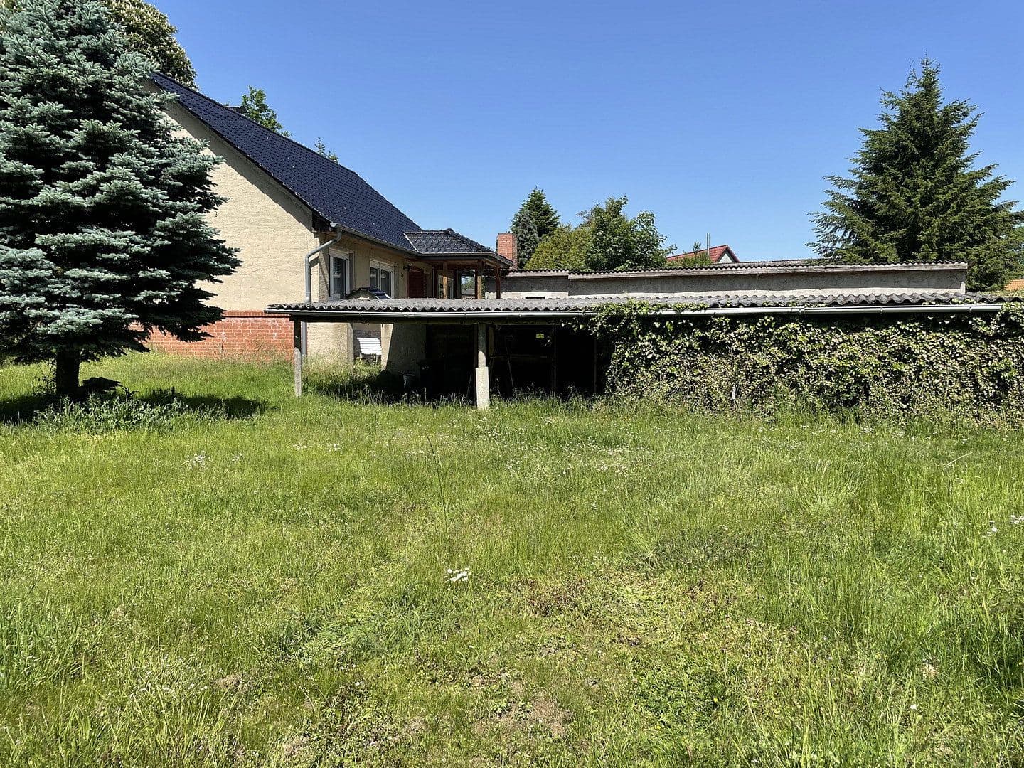 Predaj domu 145 m², pozemok 2.000 m², Beetzendorf, Sasko-Anhaltsko Predaj domu 145 m², pozemok 2.000 m², Beetzendorf, Sasko-Anhaltsko
