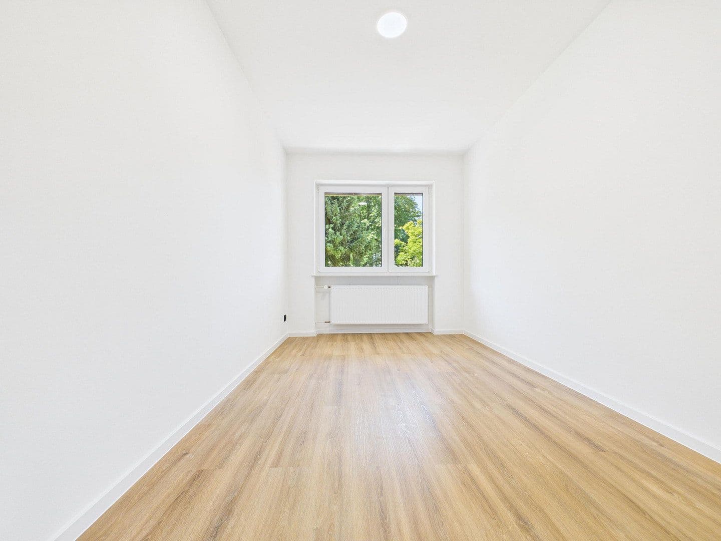 Predaj bytu 5-izbový 127 m², Humboldtstraße 10b, Erlangen, Bavorsko Predaj bytu 5-izbový 127 m², Humboldtstraße 10b, Erlangen, Bavorsko