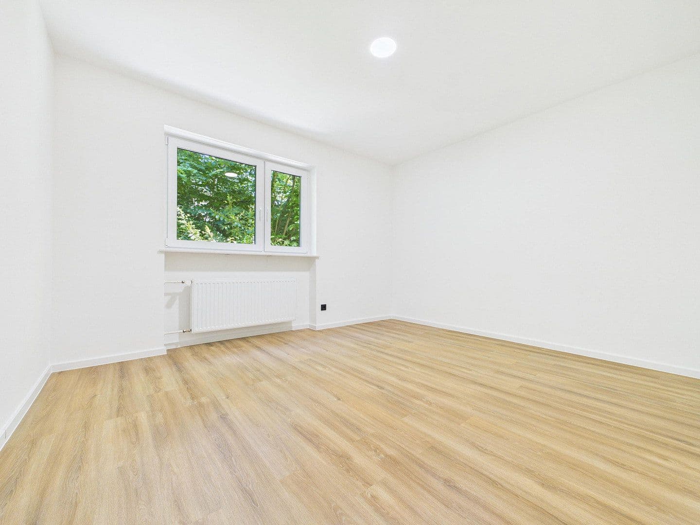 Predaj bytu 5-izbový 127 m², Humboldtstraße 10b, Erlangen, Bavorsko Predaj bytu 5-izbový 127 m², Humboldtstraße 10b, Erlangen, Bavorsko