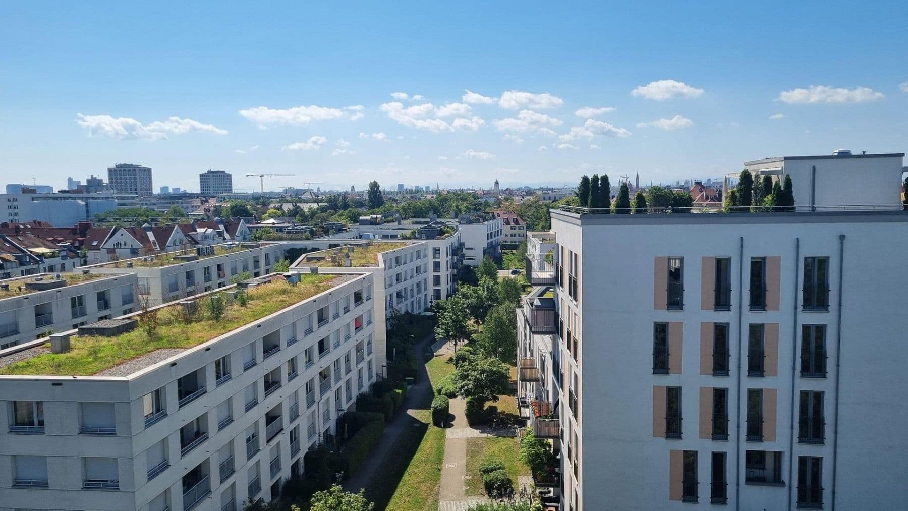 Prenájom bytu 2-izbový 80 m², München, Bavorsko Prenájom bytu 2-izbový 80 m², München, Bavorsko