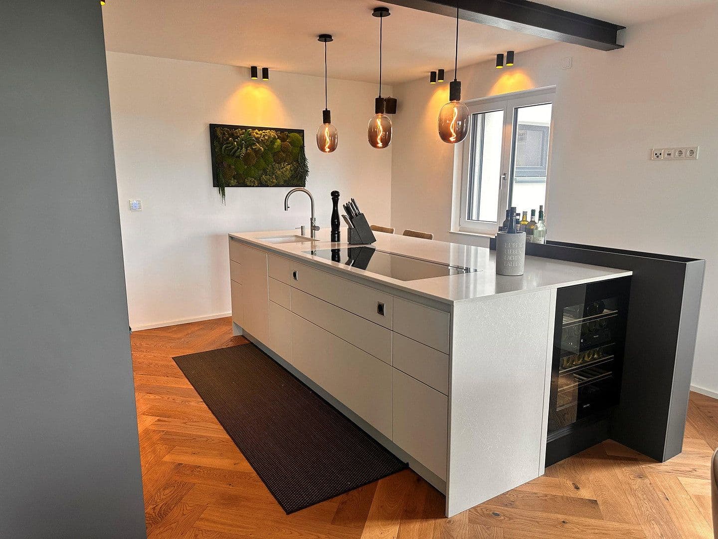 Predaj domu 260 m², pozemok 457 m², Blütenweg 13, Weinheim, Bádensko-Wurttembersko Predaj domu 260 m², pozemok 457 m², Blütenweg 13, Weinheim, Bádensko-Wurttembersko