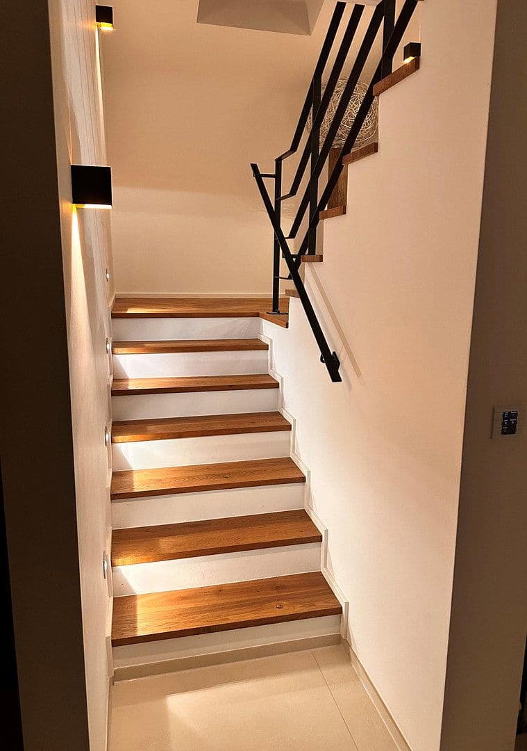 Predaj domu 260 m², pozemok 457 m², Blütenweg 13, Weinheim, Bádensko-Wurttembersko Predaj domu 260 m², pozemok 457 m², Blütenweg 13, Weinheim, Bádensko-Wurttembersko