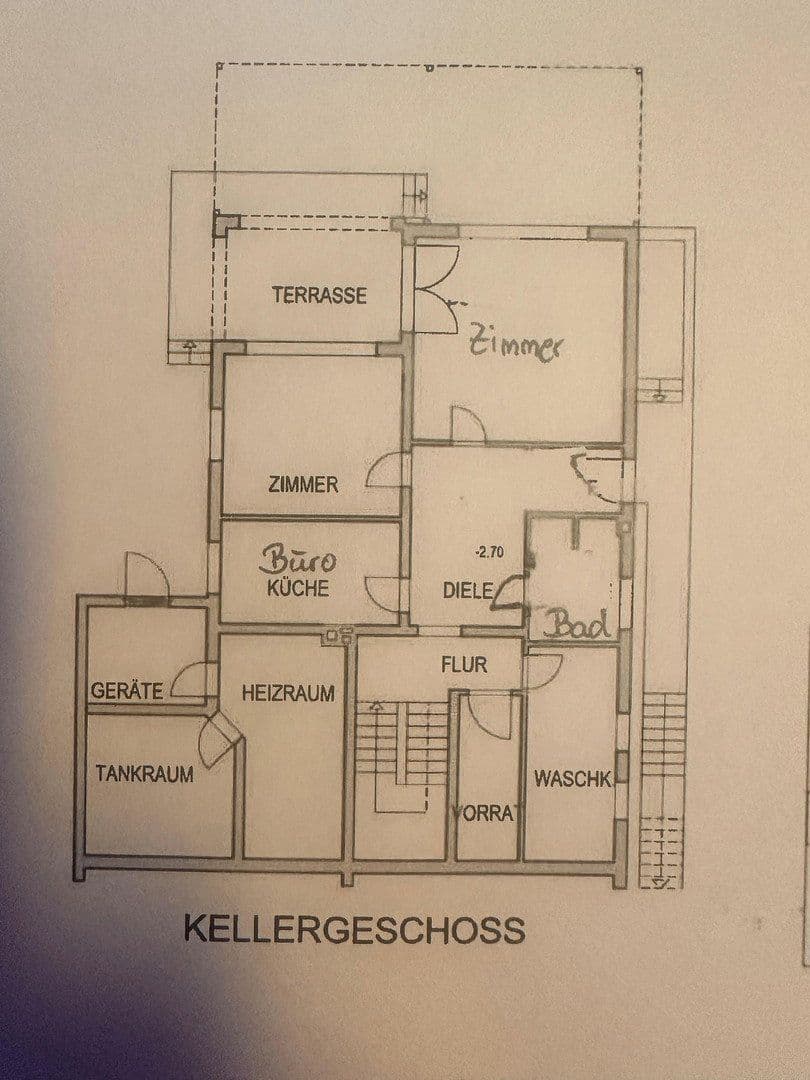 Predaj domu 260 m², pozemok 457 m², Blütenweg 13, Weinheim, Bádensko-Wurttembersko Predaj domu 260 m², pozemok 457 m², Blütenweg 13, Weinheim, Bádensko-Wurttembersko