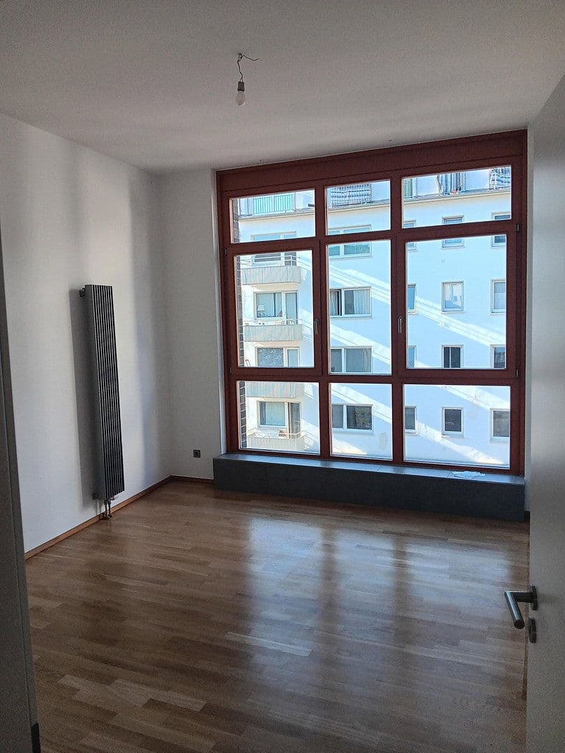 Predaj bytu 4-izbový 166 m², Frankfurt/Main, Hesensko Predaj bytu 4-izbový 166 m², Frankfurt/Main, Hesensko