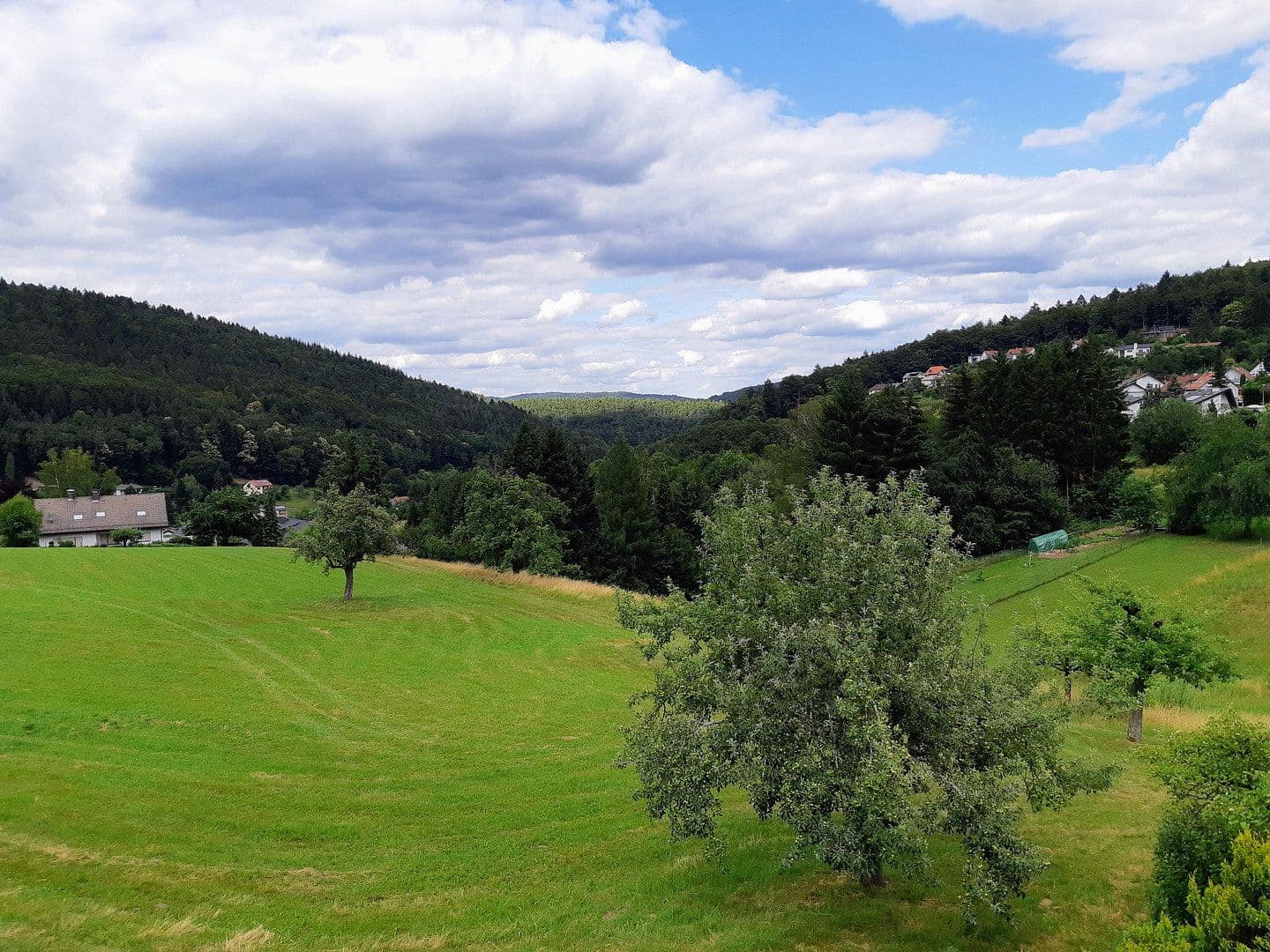 Prenájom domu 103 m², pozemok 103 m², Wilhelmsfeld, Bádensko-Wurttembersko Prenájom domu 103 m², pozemok 103 m², Wilhelmsfeld, Bádensko-Wurttembersko