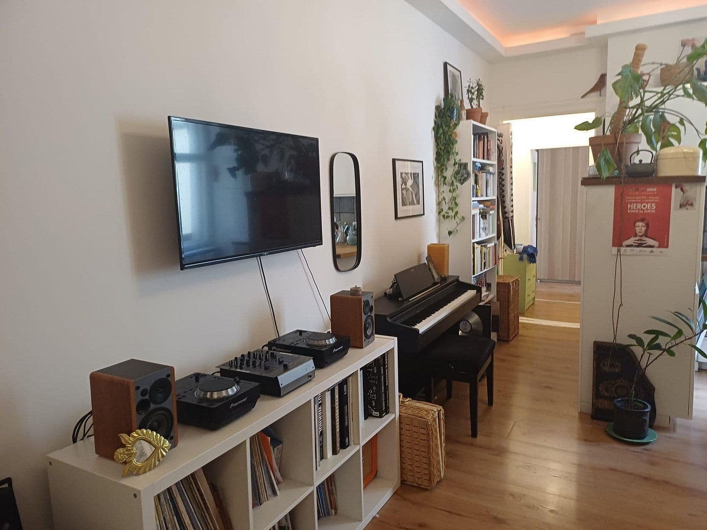 Predaj bytu 2-izbový 43 m², Berlin, Berlín Predaj bytu 2-izbový 43 m², Berlin, Berlín
