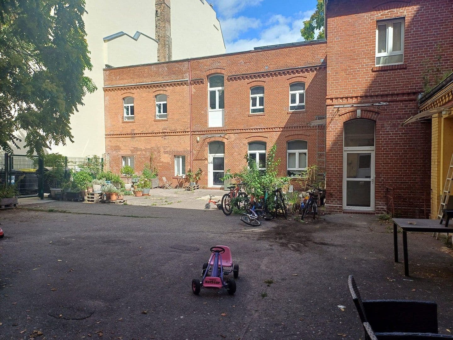 Predaj bytu 2-izbový 43 m², Berlin, Berlín Predaj bytu 2-izbový 43 m², Berlin, Berlín