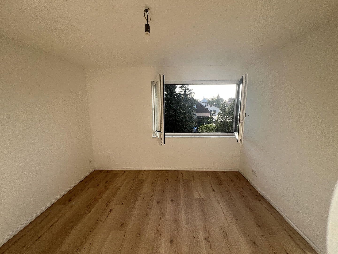Predaj bytu 4-izbový 104 m², Babenhausen, Hesensko Predaj bytu 4-izbový 104 m², Babenhausen, Hesensko