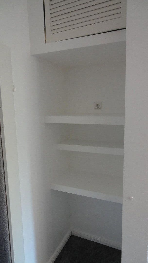 Predaj bytu 3-izbový 81 m², Hannover, Dolné Sasko Predaj bytu 3-izbový 81 m², Hannover, Dolné Sasko
