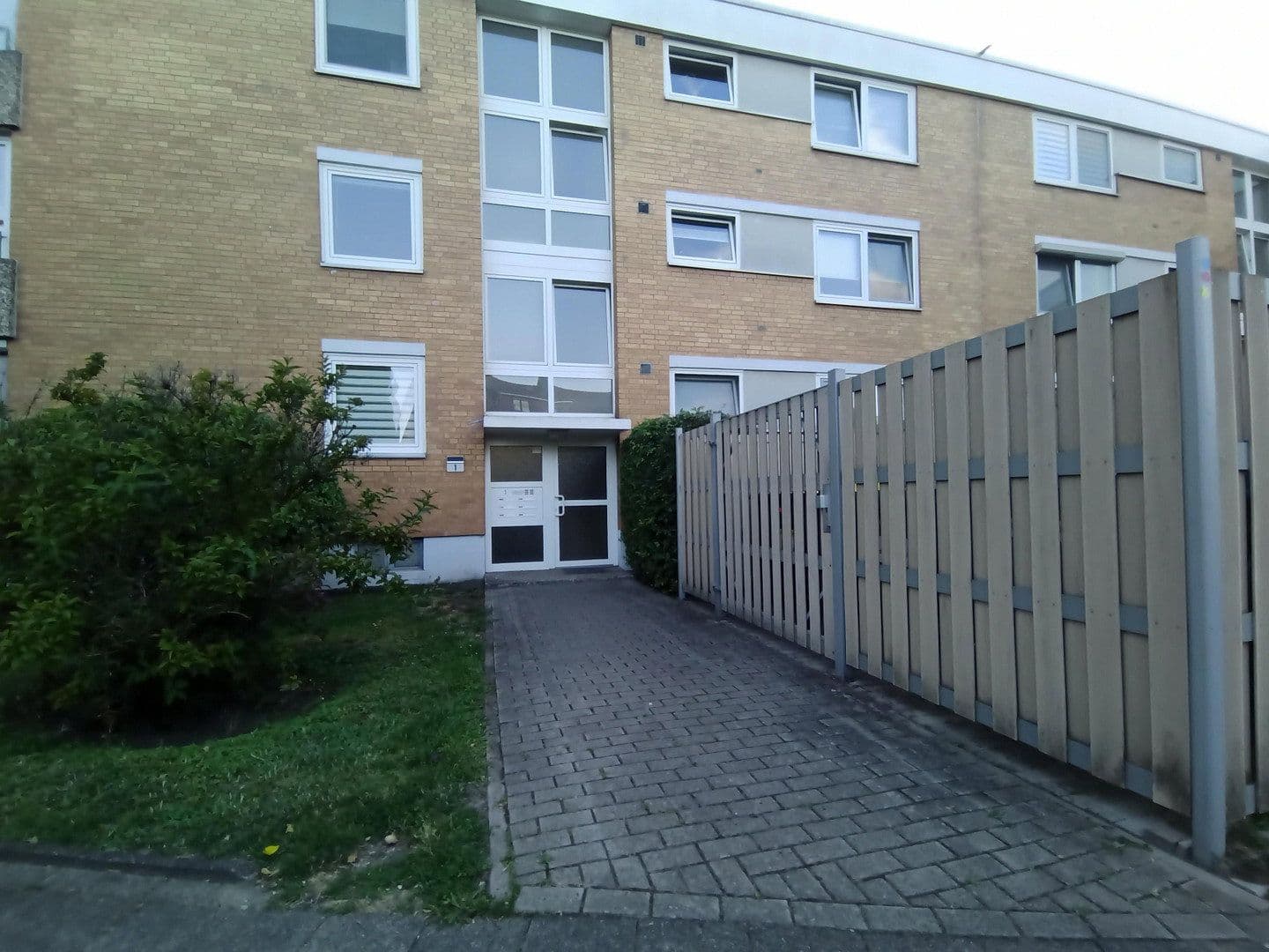 Predaj bytu 3-izbový 81 m², Hannover, Dolné Sasko Predaj bytu 3-izbový 81 m², Hannover, Dolné Sasko