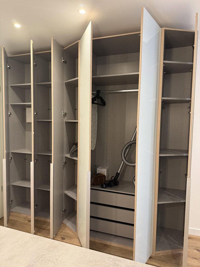 Prenájom bytu 1-izbový 39 m², Mittlelerer Hasenpfad, Frankfurt am Main, Hesensko Prenájom bytu 1-izbový 39 m², Mittlelerer Hasenpfad, Frankfurt am Main, Hesensko