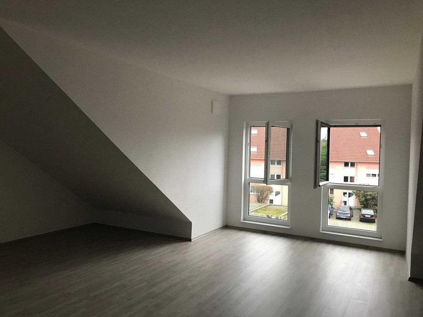 Predaj domu 230 m², pozemok 540 m², Fritz-Winkler-Str. 7, Ludwigshafen am Rhein - Oppau, Porýnie-Falcko Predaj domu 230 m², pozemok 540 m², Fritz-Winkler-Str. 7, Ludwigshafen am Rhein - Oppau, Porýnie-Falcko
