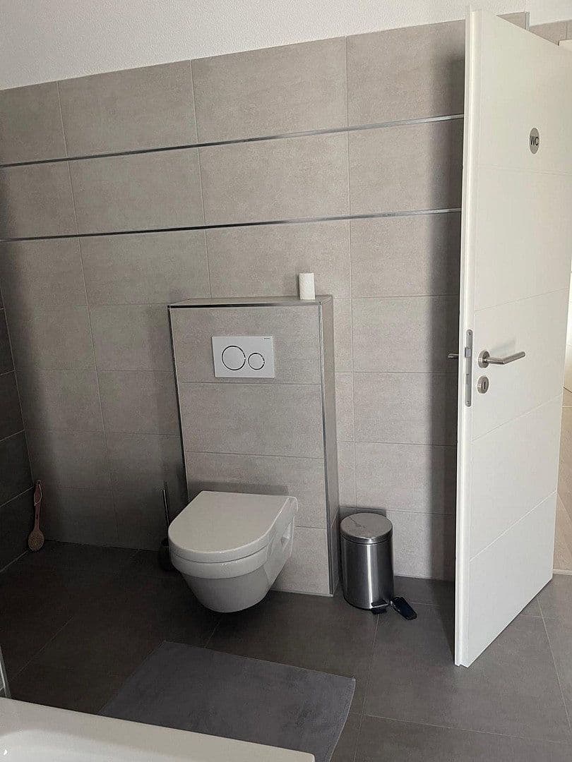 Predaj domu 230 m², pozemok 540 m², Fritz-Winkler-Str. 7, Ludwigshafen am Rhein - Oppau, Porýnie-Falcko Predaj domu 230 m², pozemok 540 m², Fritz-Winkler-Str. 7, Ludwigshafen am Rhein - Oppau, Porýnie-Falcko