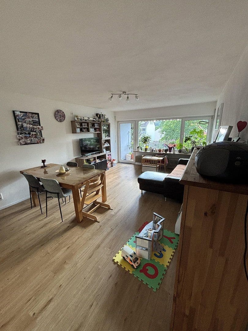 Predaj bytu 4-izbový 85 m², Roth, Bavorsko Predaj bytu 4-izbový 85 m², Roth, Bavorsko