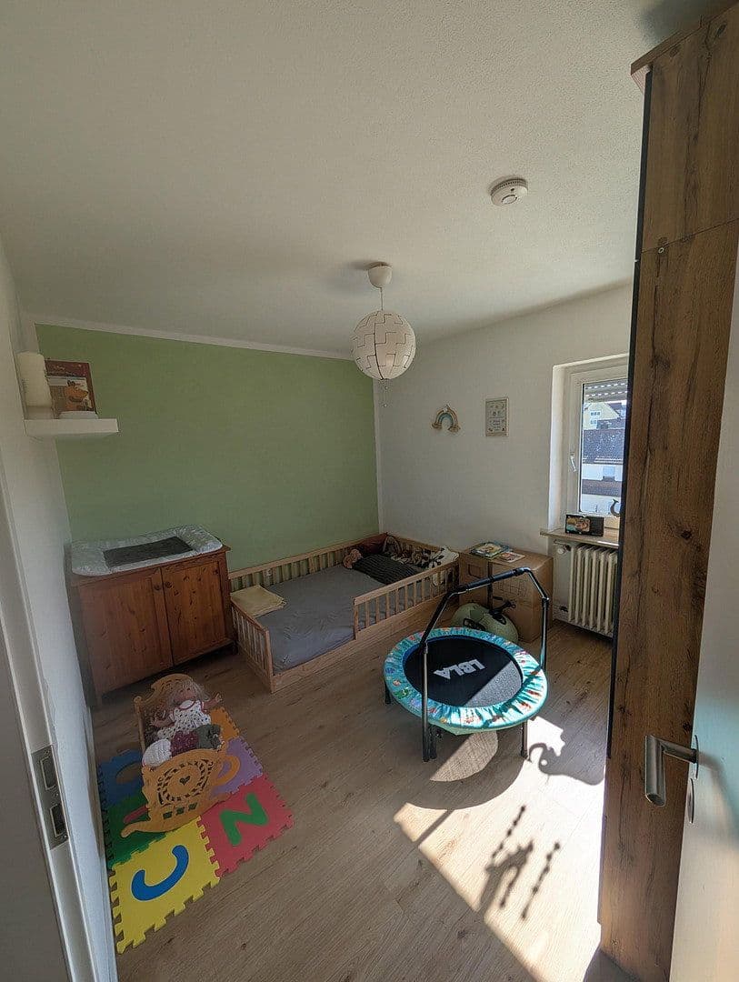 Predaj bytu 4-izbový 85 m², Roth, Bavorsko Predaj bytu 4-izbový 85 m², Roth, Bavorsko