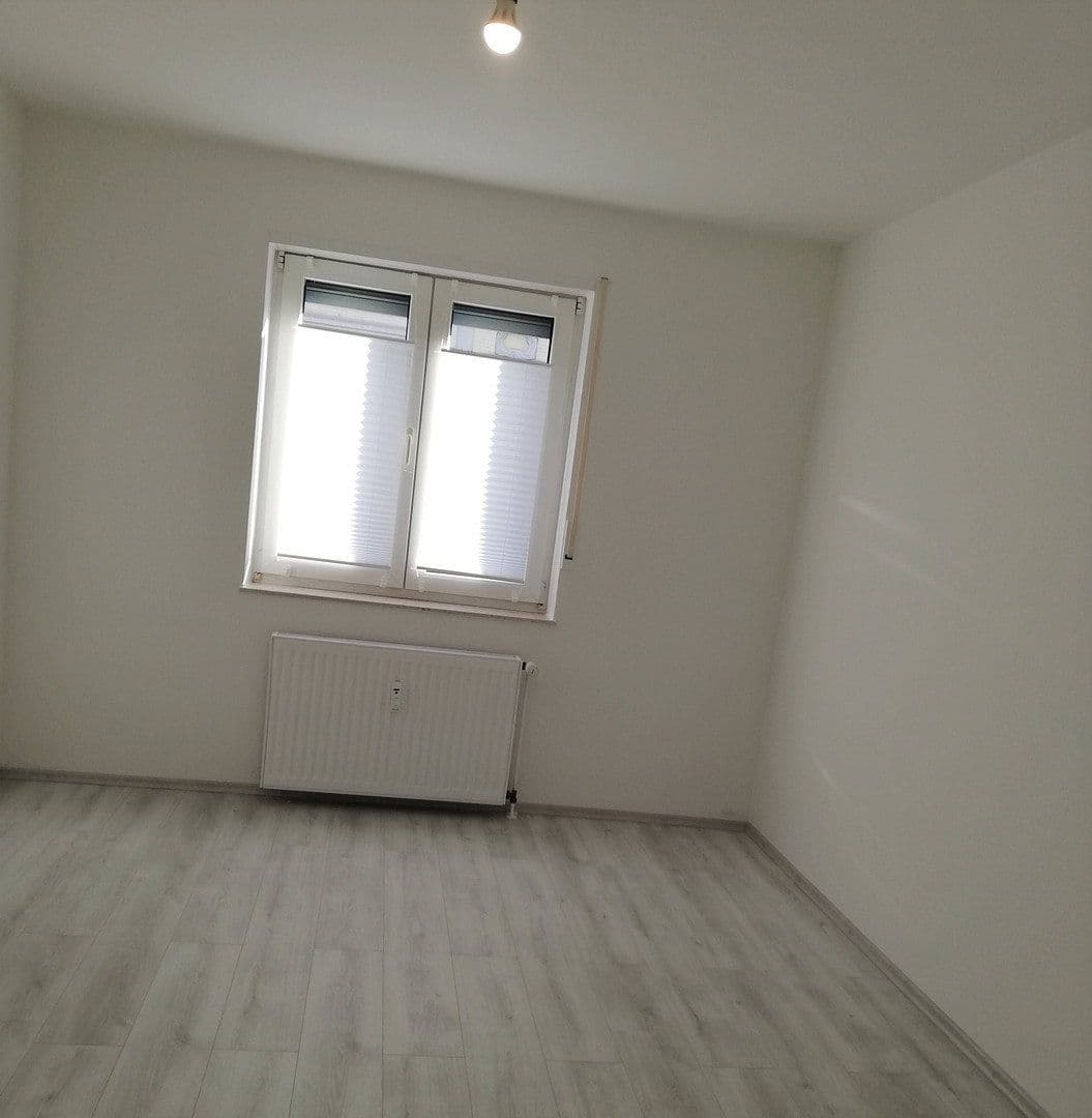 Prenájom bytu 2-izbový 55 m², Hattingerstr. 572, Bochum, Severné Porýnie - Westfálsko Prenájom bytu 2-izbový 55 m², Hattingerstr. 572, Bochum, Severné Porýnie - Westfálsko