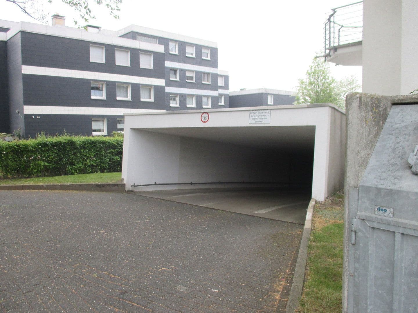 Prenájom bytu 2-izbový 55 m², Hattingerstr. 572, Bochum, Severné Porýnie - Westfálsko Prenájom bytu 2-izbový 55 m², Hattingerstr. 572, Bochum, Severné Porýnie - Westfálsko