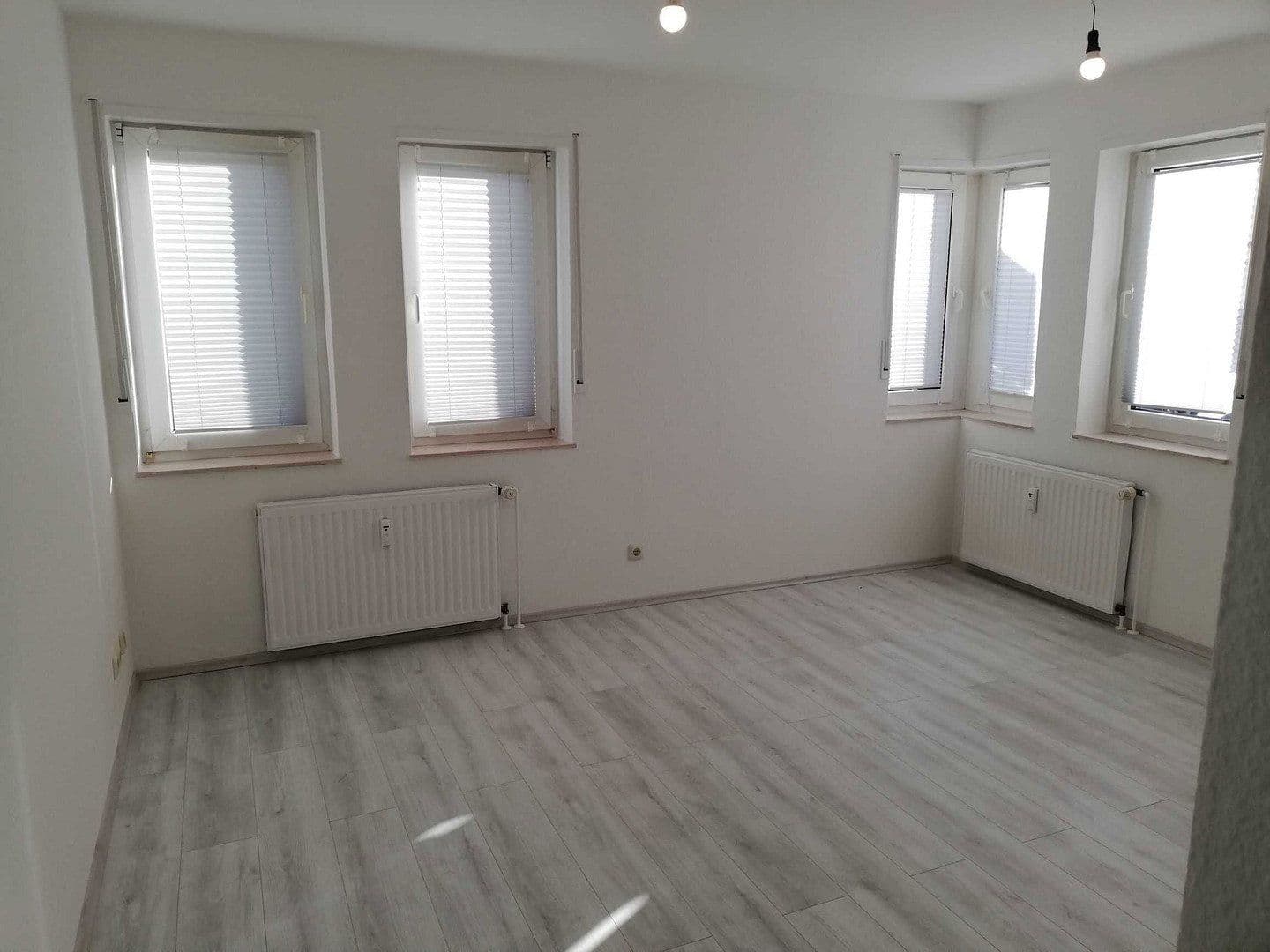 Prenájom bytu 2-izbový 55 m², Hattingerstr. 572, Bochum, Severné Porýnie - Westfálsko Prenájom bytu 2-izbový 55 m², Hattingerstr. 572, Bochum, Severné Porýnie - Westfálsko