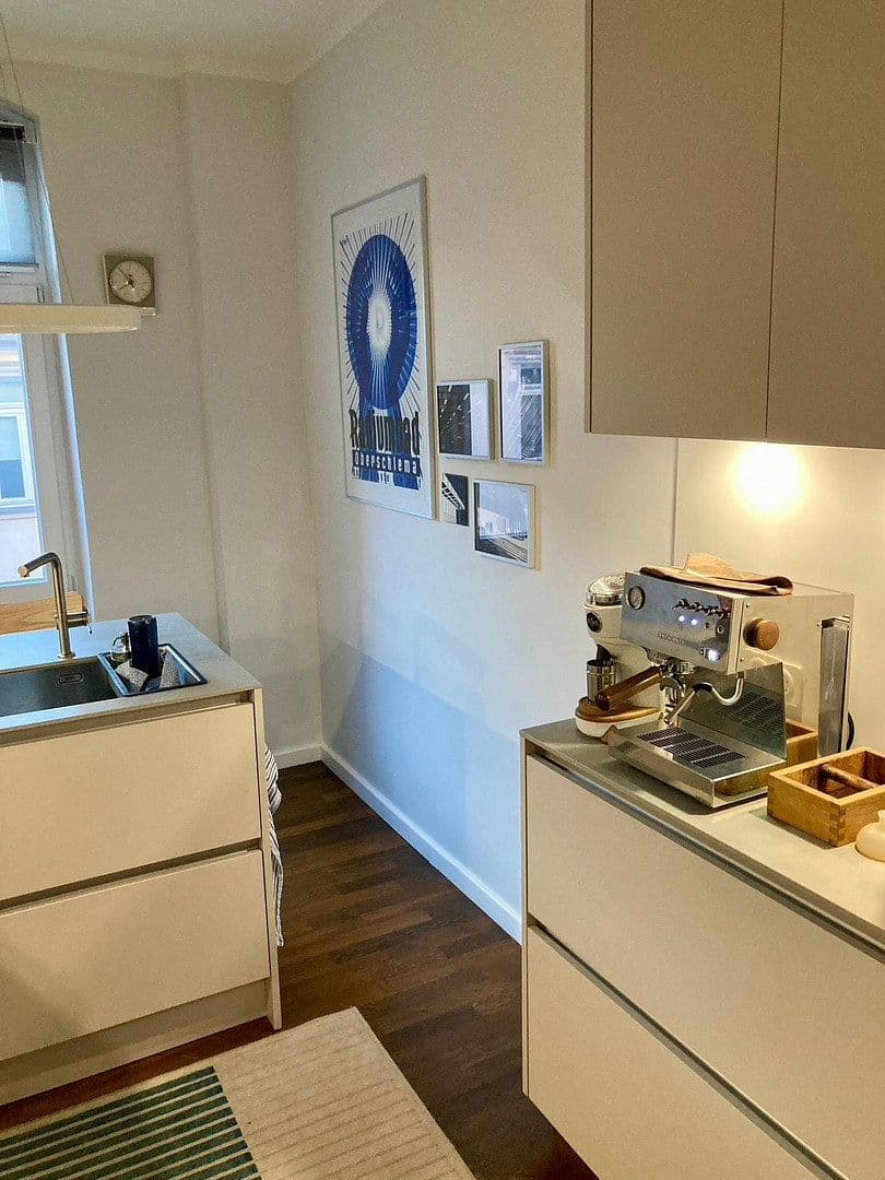 Predaj bytu 2-izbový 61 m², Berlin, Berlín Predaj bytu 2-izbový 61 m², Berlin, Berlín