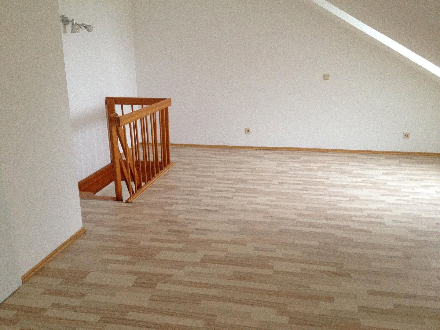 Prenájom bytu 3-izbový 64 m², Winz, Hargesheim, Porýnie-Falcko Prenájom bytu 3-izbový 64 m², Winz, Hargesheim, Porýnie-Falcko