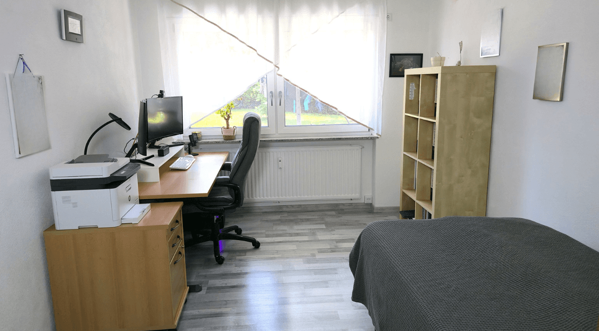 Predaj domu 201 m², pozemok 1.219 m², Klettgau, Bádensko-Wurttembersko Predaj domu 201 m², pozemok 1.219 m², Klettgau, Bádensko-Wurttembersko