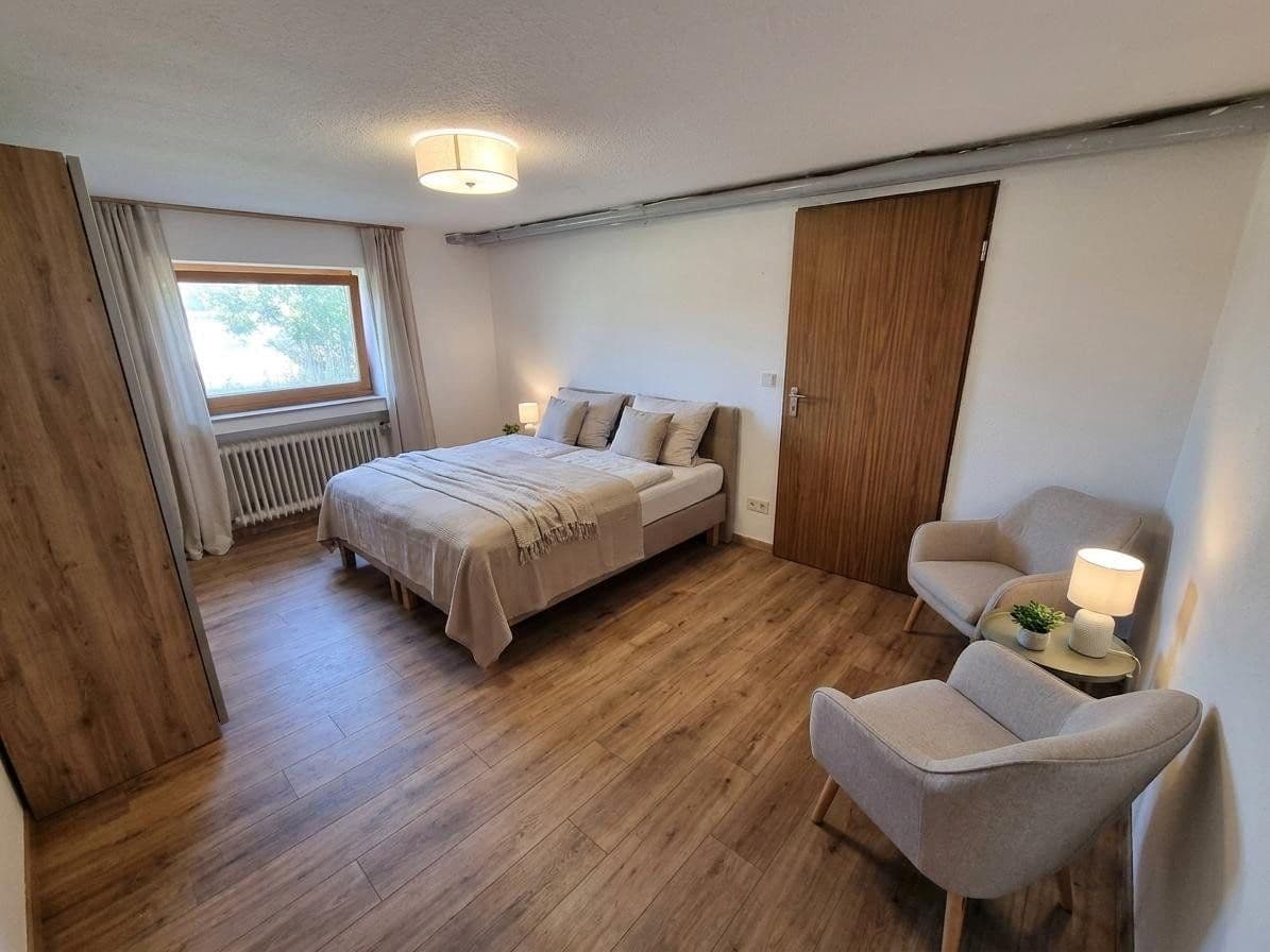 Predaj domu 177 m², pozemok 604 m², Tuttlingen, Bádensko-Wurttembersko Predaj domu 177 m², pozemok 604 m², Tuttlingen, Bádensko-Wurttembersko