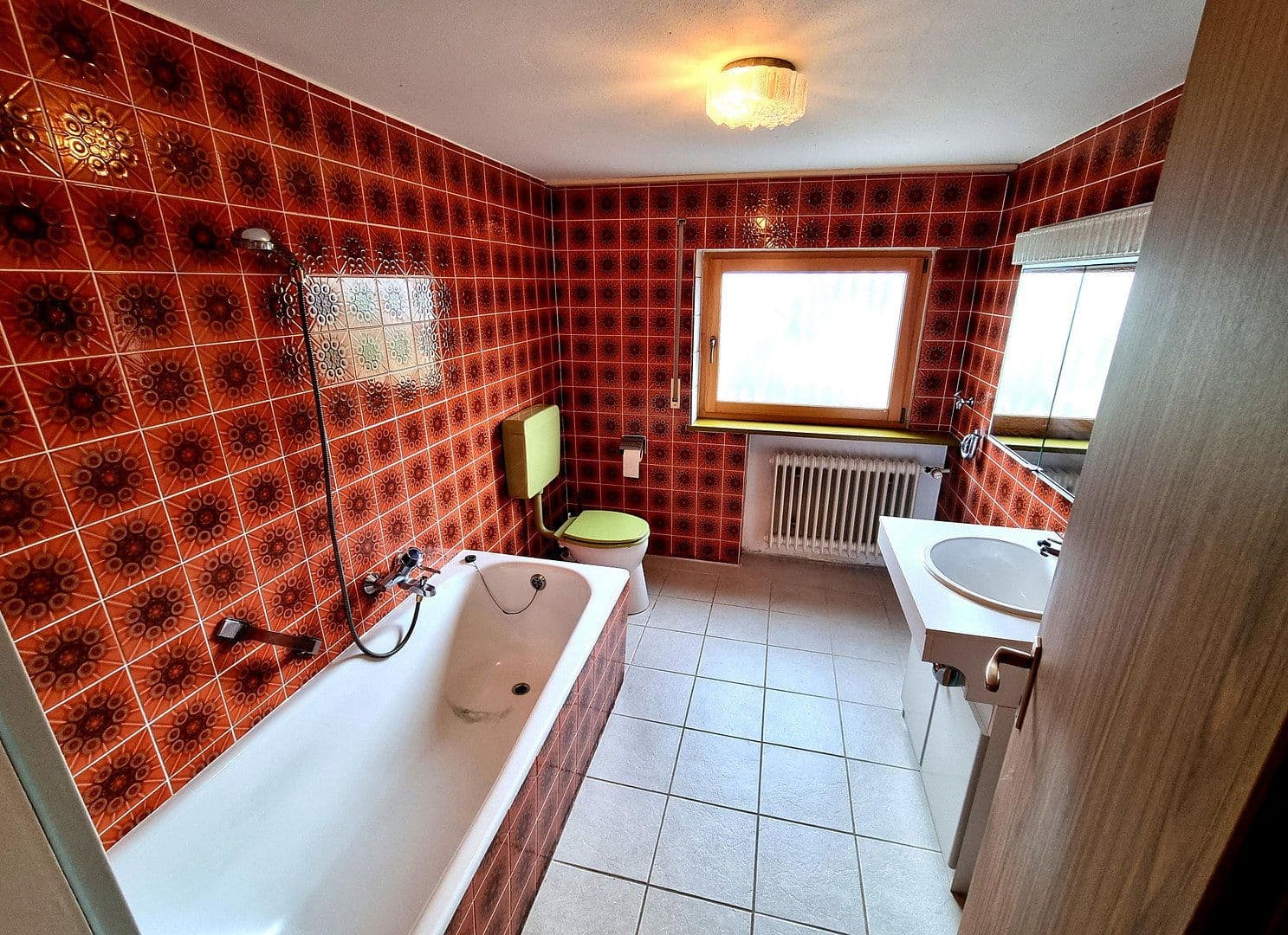 Predaj domu 177 m², pozemok 604 m², Tuttlingen, Bádensko-Wurttembersko Predaj domu 177 m², pozemok 604 m², Tuttlingen, Bádensko-Wurttembersko