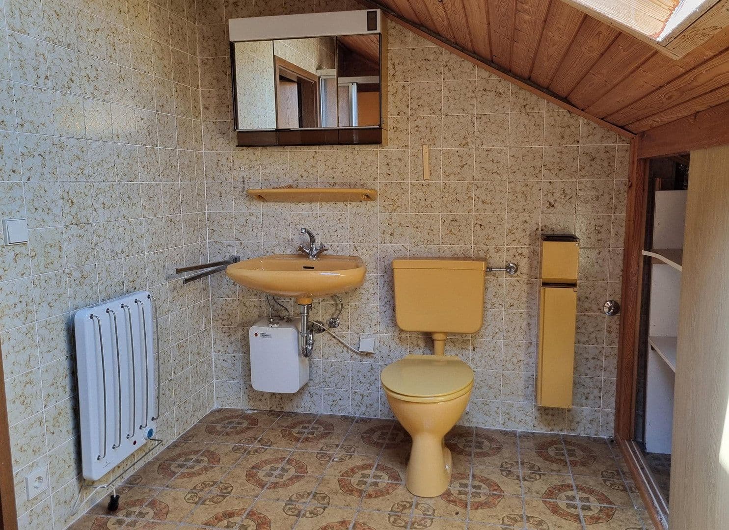 Predaj domu 177 m², pozemok 604 m², Tuttlingen, Bádensko-Wurttembersko Predaj domu 177 m², pozemok 604 m², Tuttlingen, Bádensko-Wurttembersko