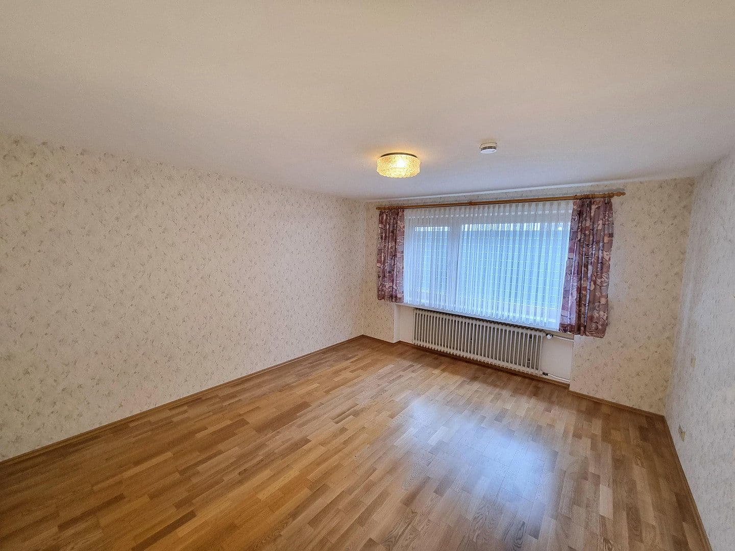 Predaj domu 177 m², pozemok 604 m², Tuttlingen, Bádensko-Wurttembersko Predaj domu 177 m², pozemok 604 m², Tuttlingen, Bádensko-Wurttembersko