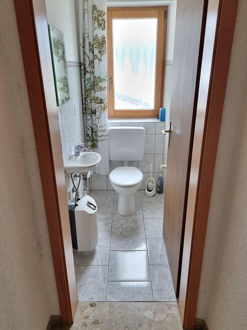 Predaj domu 177 m², pozemok 604 m², Tuttlingen, Bádensko-Wurttembersko Predaj domu 177 m², pozemok 604 m², Tuttlingen, Bádensko-Wurttembersko
