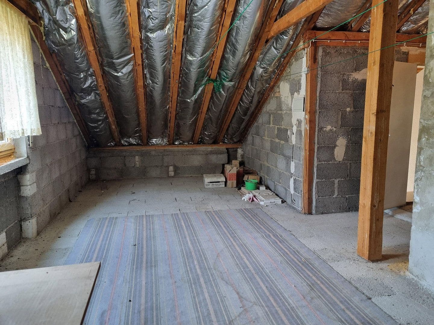 Predaj domu 177 m², pozemok 604 m², Tuttlingen, Bádensko-Wurttembersko Predaj domu 177 m², pozemok 604 m², Tuttlingen, Bádensko-Wurttembersko