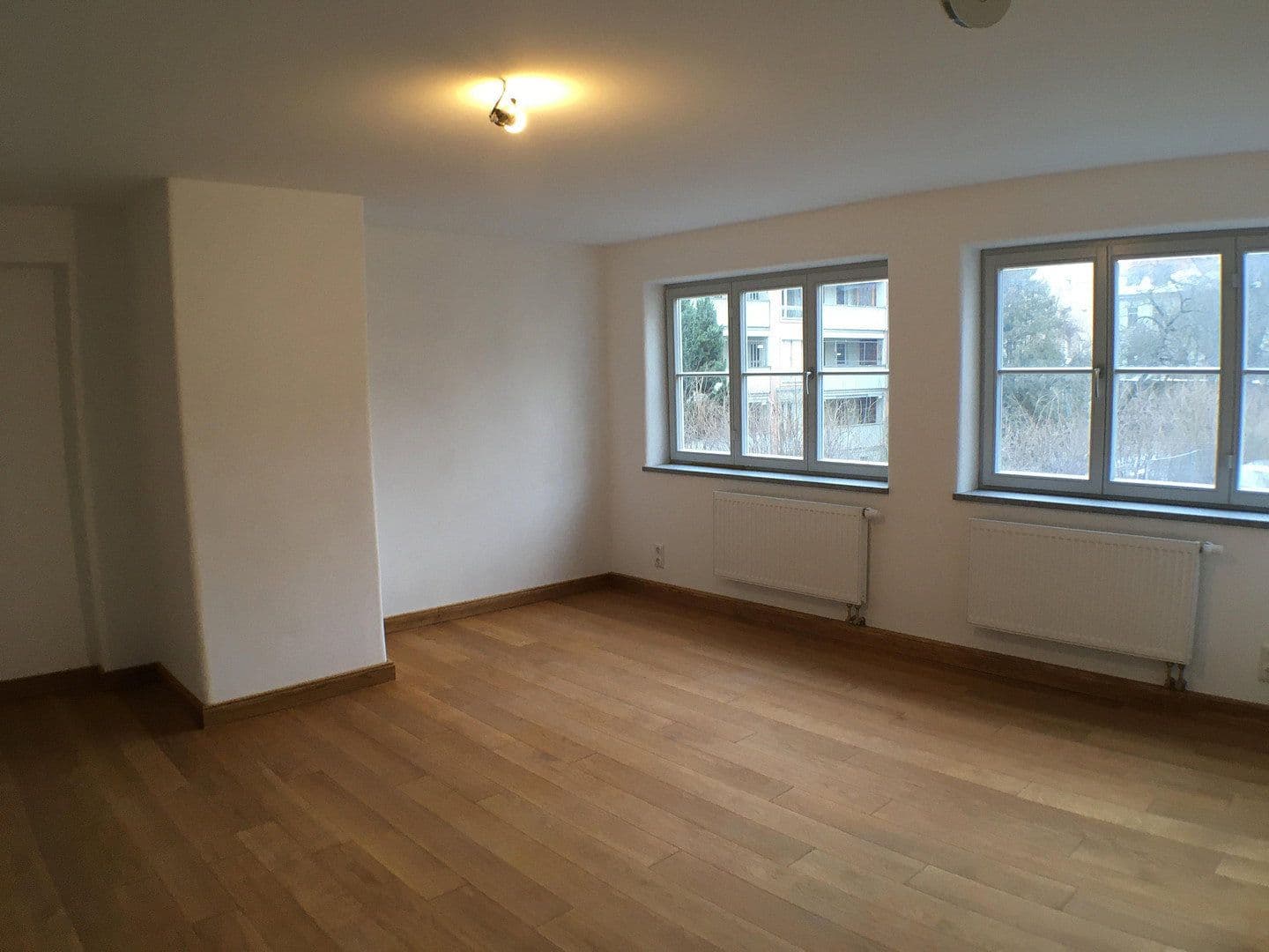 Prenájom bytu 2-izbový 50 m², Weimar, Durínsko Prenájom bytu 2-izbový 50 m², Weimar, Durínsko