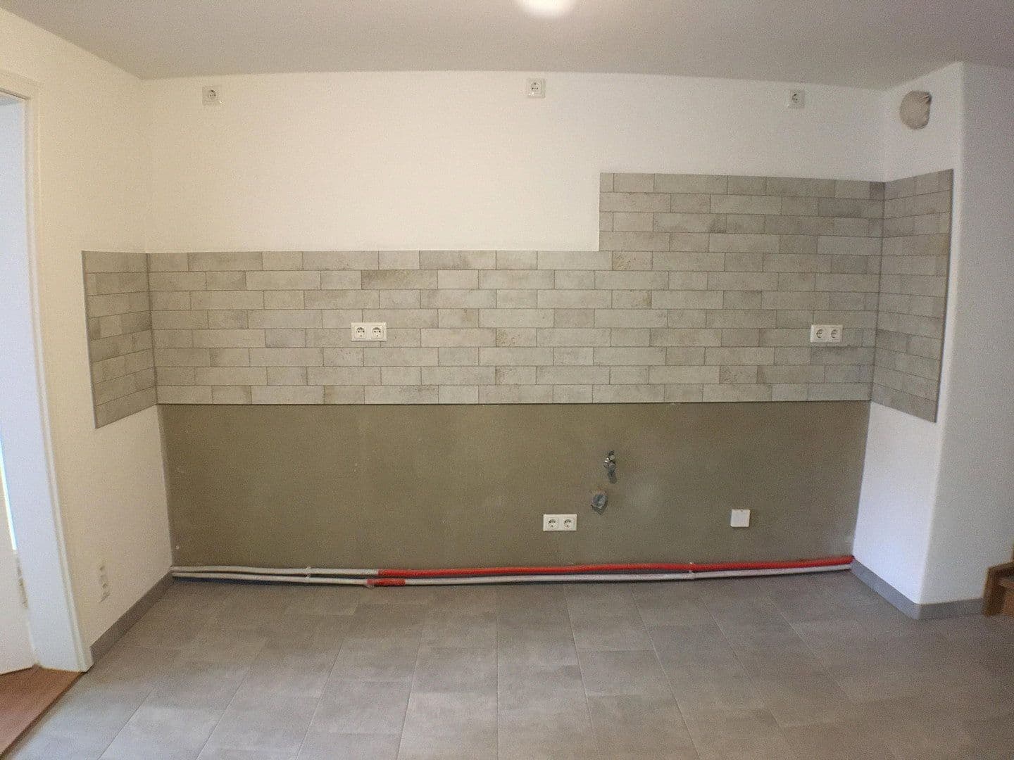 Prenájom bytu 2-izbový 50 m², Weimar, Durínsko Prenájom bytu 2-izbový 50 m², Weimar, Durínsko