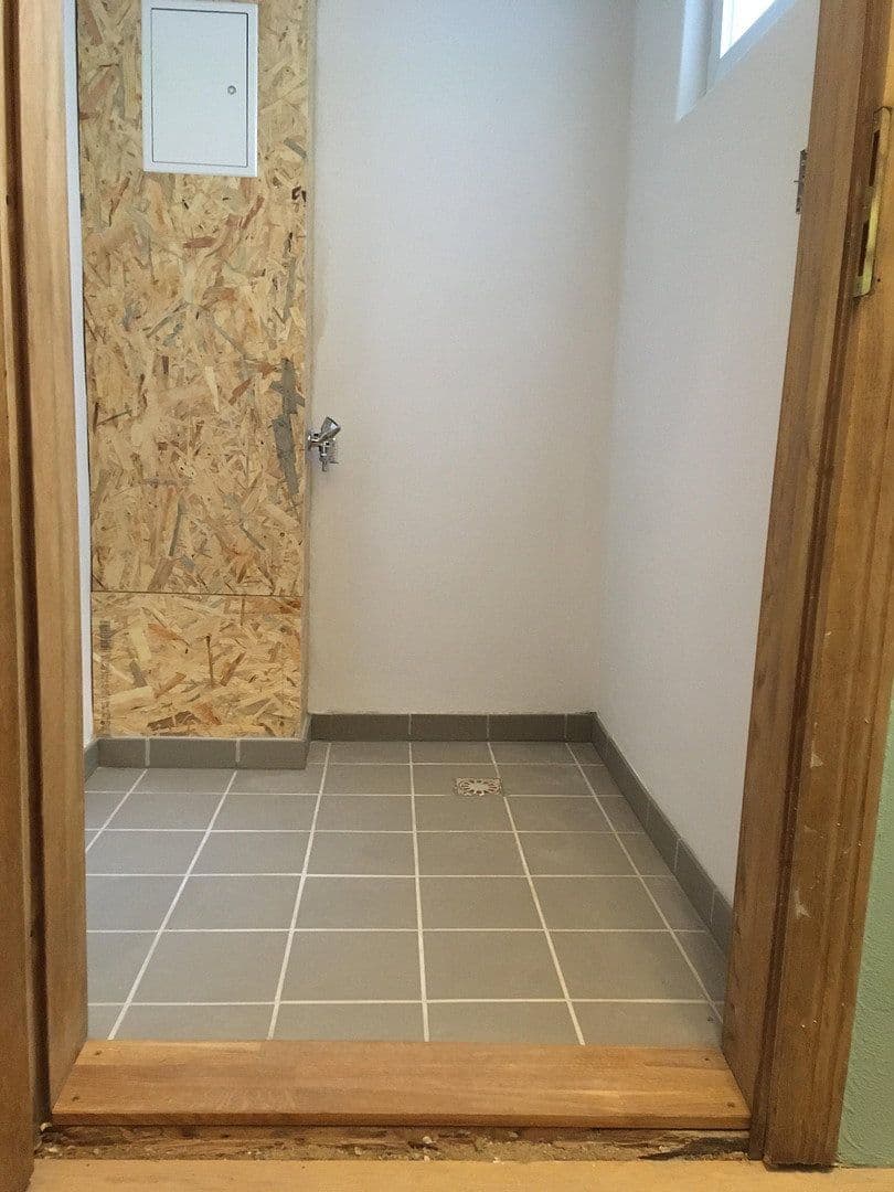 Prenájom bytu 2-izbový 50 m², Weimar, Durínsko Prenájom bytu 2-izbový 50 m², Weimar, Durínsko