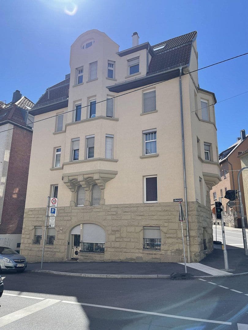 Predaj bytu 2-izbový 56 m², Stuttgart, Bádensko-Wurttembersko Predaj bytu 2-izbový 56 m², Stuttgart, Bádensko-Wurttembersko