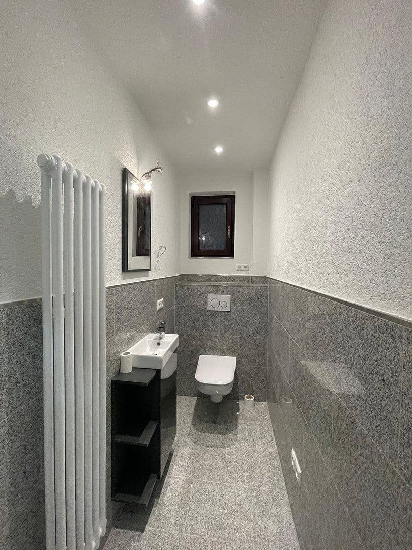 Prenájom bytu 2-izbový 91 m², Jahnstraße 10, Böblingen, Bádensko-Wurttembersko Prenájom bytu 2-izbový 91 m², Jahnstraße 10, Böblingen, Bádensko-Wurttembersko