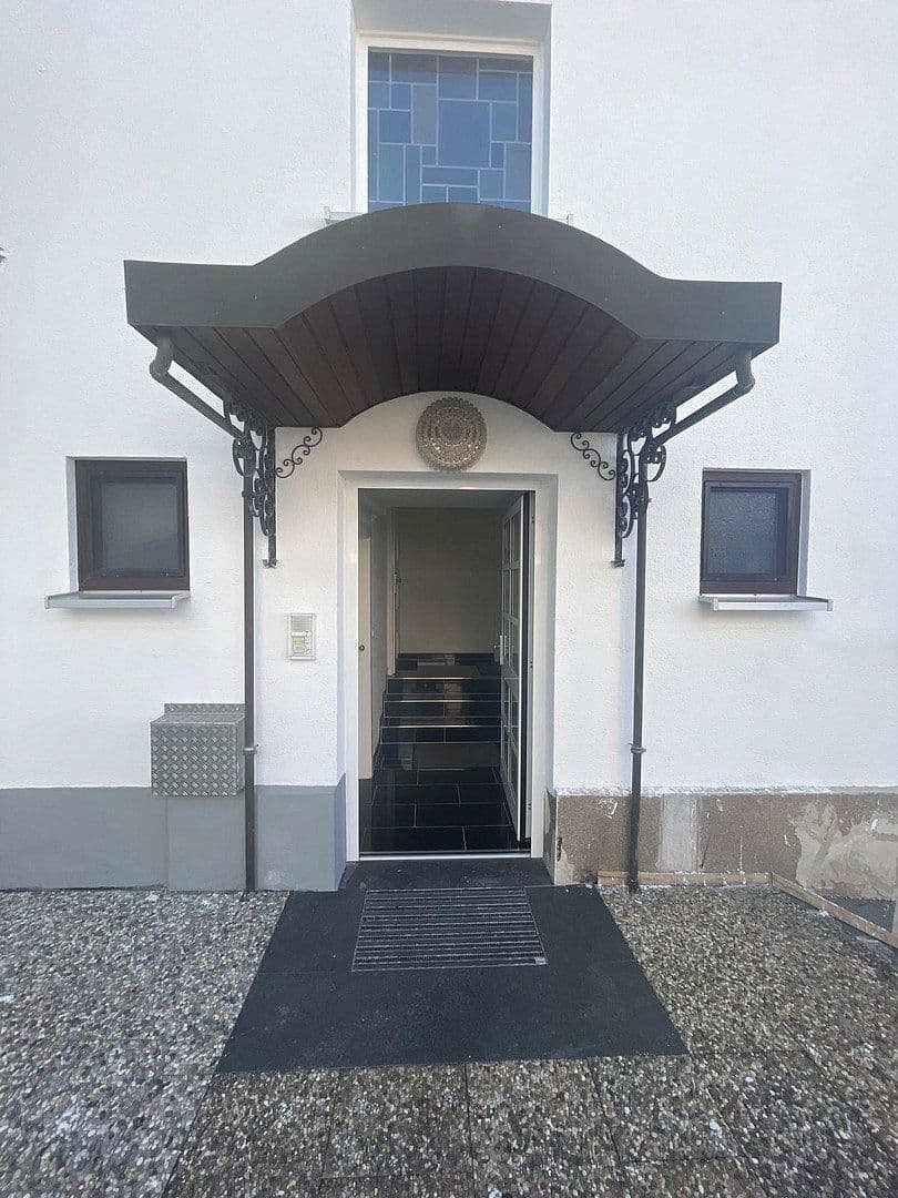 Prenájom bytu 2-izbový 91 m², Jahnstraße 10, Böblingen, Bádensko-Wurttembersko Prenájom bytu 2-izbový 91 m², Jahnstraße 10, Böblingen, Bádensko-Wurttembersko