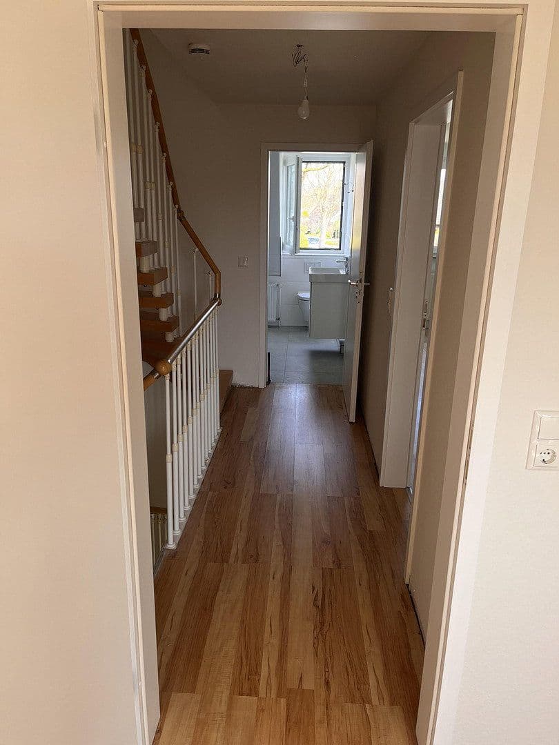 Prenájom domu 112 m², pozemok 400 m², Reinfeld, Šlezvicko-Holštajnsko Prenájom domu 112 m², pozemok 400 m², Reinfeld, Šlezvicko-Holštajnsko