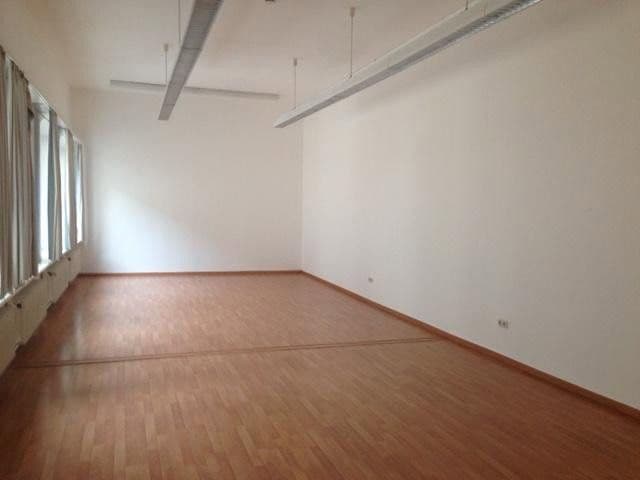 Prenájom kancelárie 210 m², Maximilianstr. 66, Augsburg, Bavorsko Prenájom kancelárie 210 m², Maximilianstr. 66, Augsburg, Bavorsko