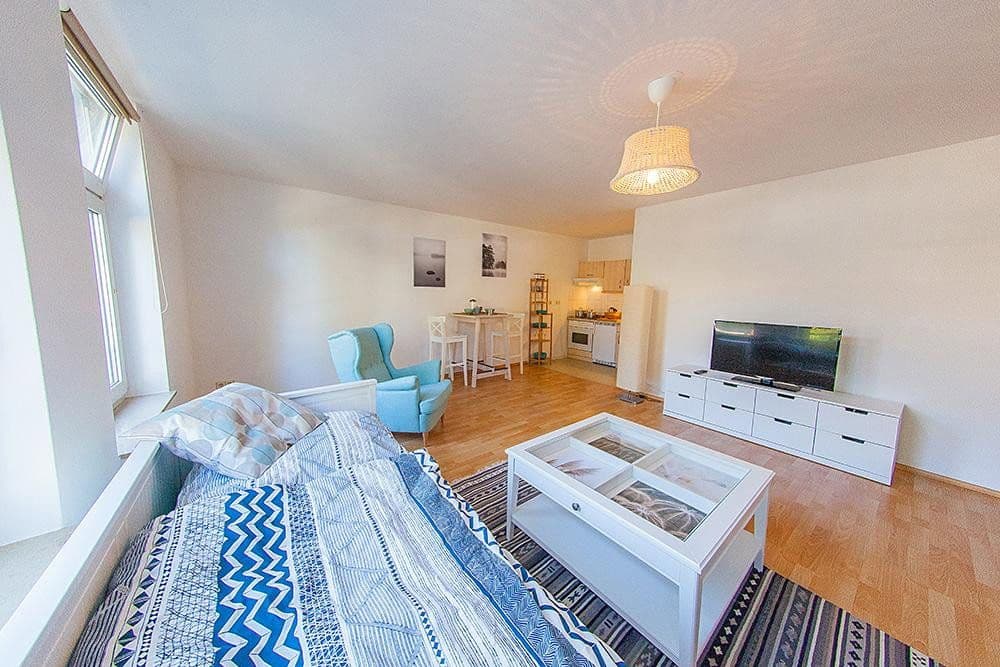 Prenájom bytu 1-izbový 46 m², Berlin, Berlín Prenájom bytu 1-izbový 46 m², Berlin, Berlín