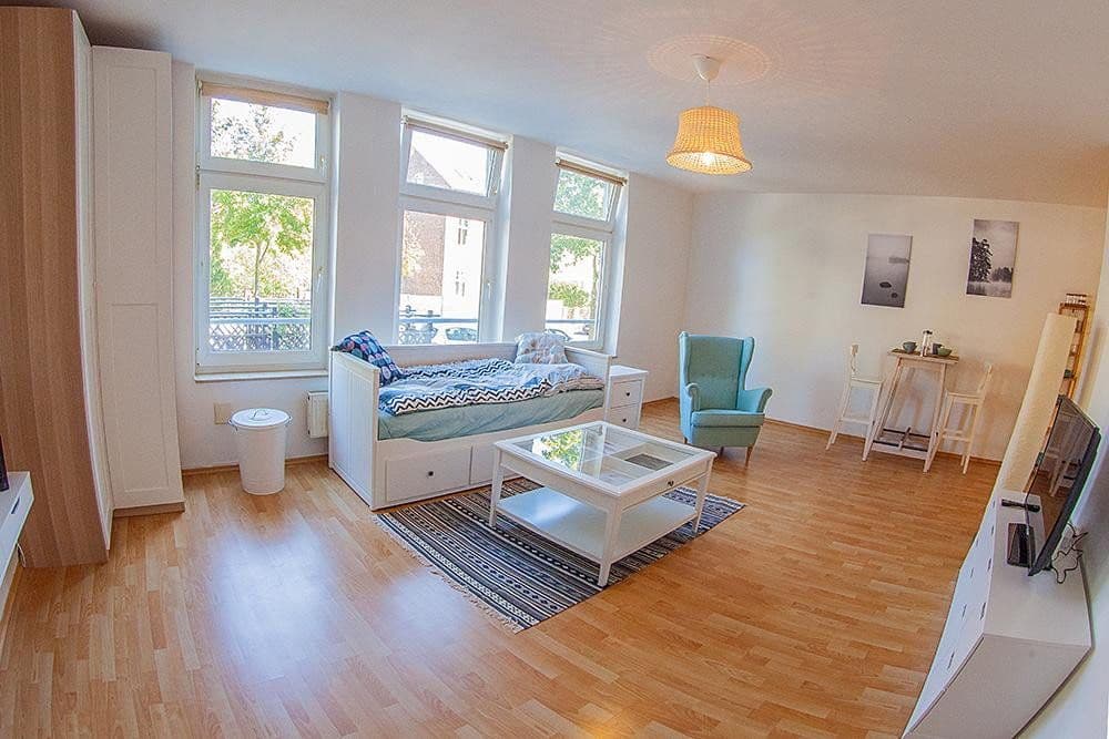 Prenájom bytu 1-izbový 46 m², Berlin, Berlín Prenájom bytu 1-izbový 46 m², Berlin, Berlín
