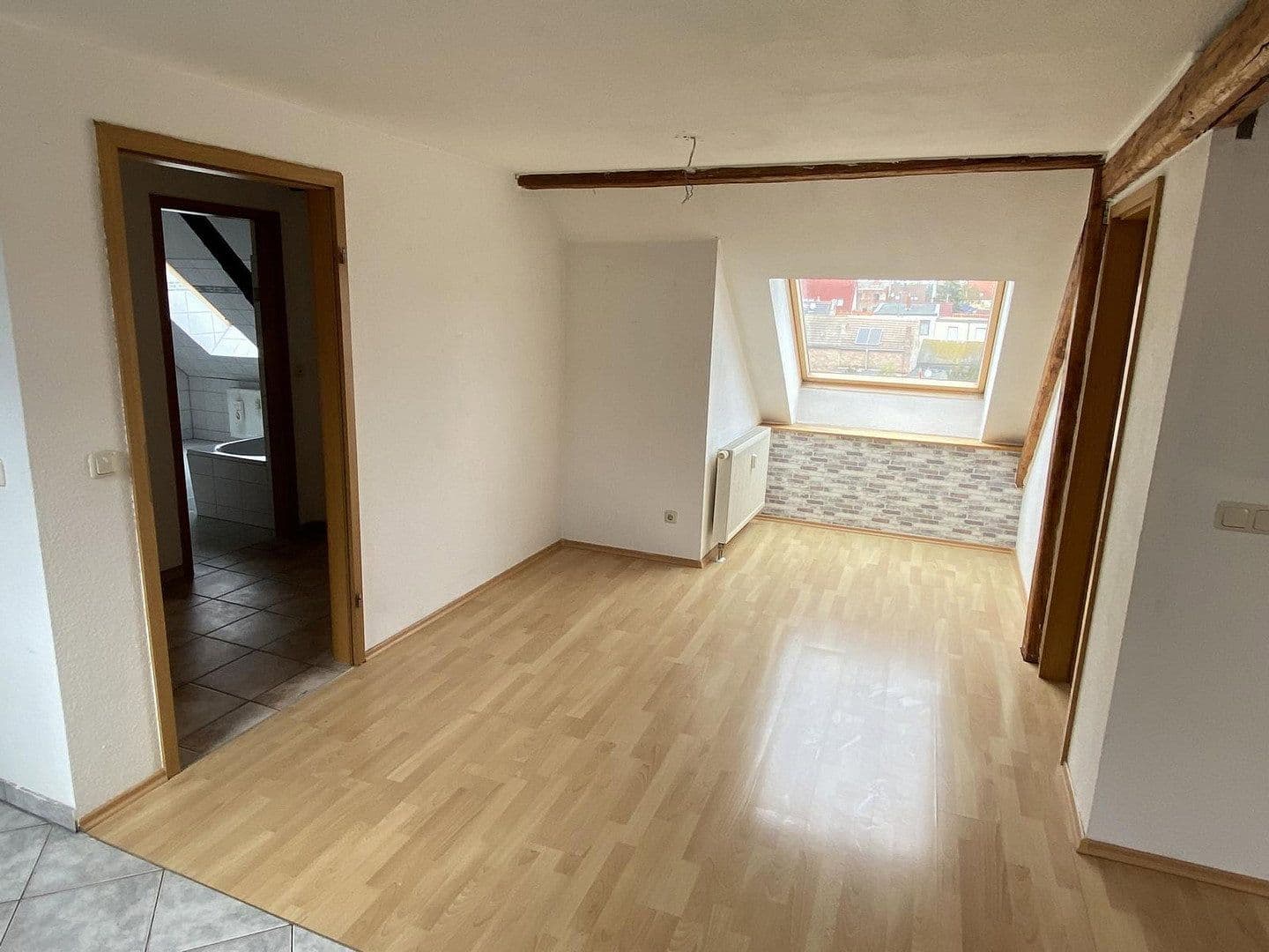 Prenájom bytu 3-izbový 66 m², Weberstr. 55, Aken (Elbe), Sasko-Anhaltsko Prenájom bytu 3-izbový 66 m², Weberstr. 55, Aken (Elbe), Sasko-Anhaltsko