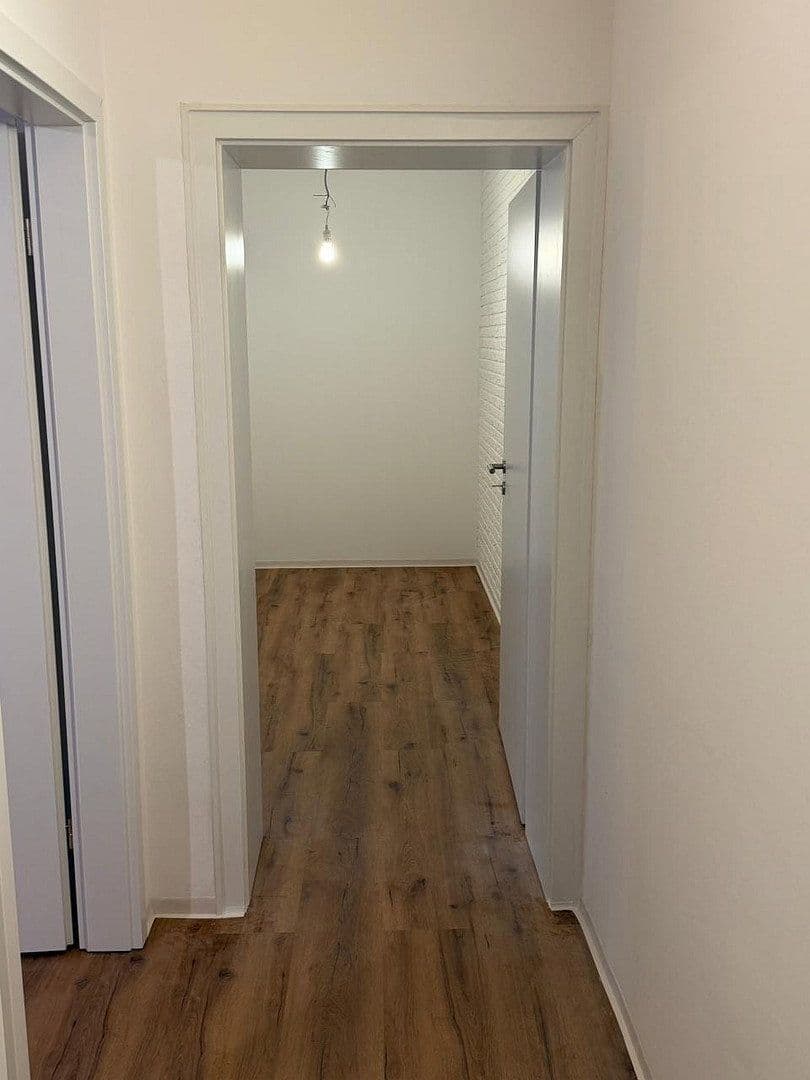 Prenájom bytu 4-izbový 166 m², Uferallee 16, Bad Bevensen, Dolné Sasko Prenájom bytu 4-izbový 166 m², Uferallee 16, Bad Bevensen, Dolné Sasko